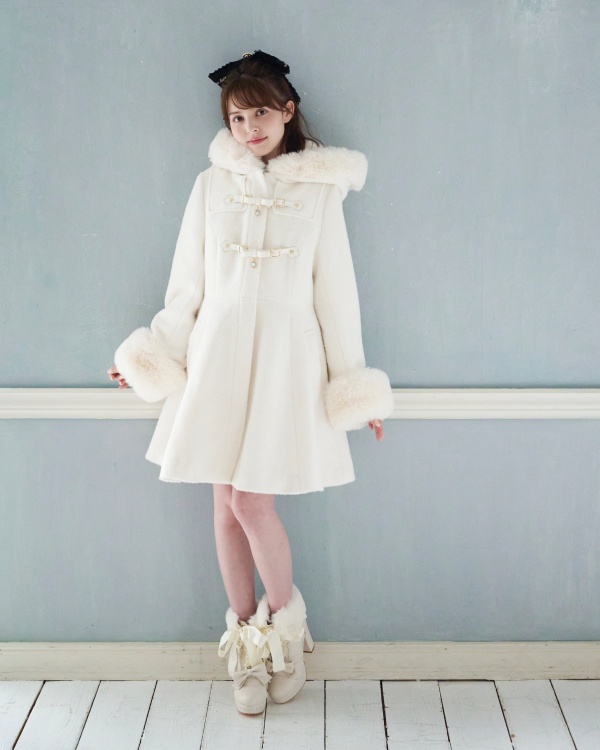 Harajuku All White Outfit w/ White Lipstick, Doublet Coat, Limi